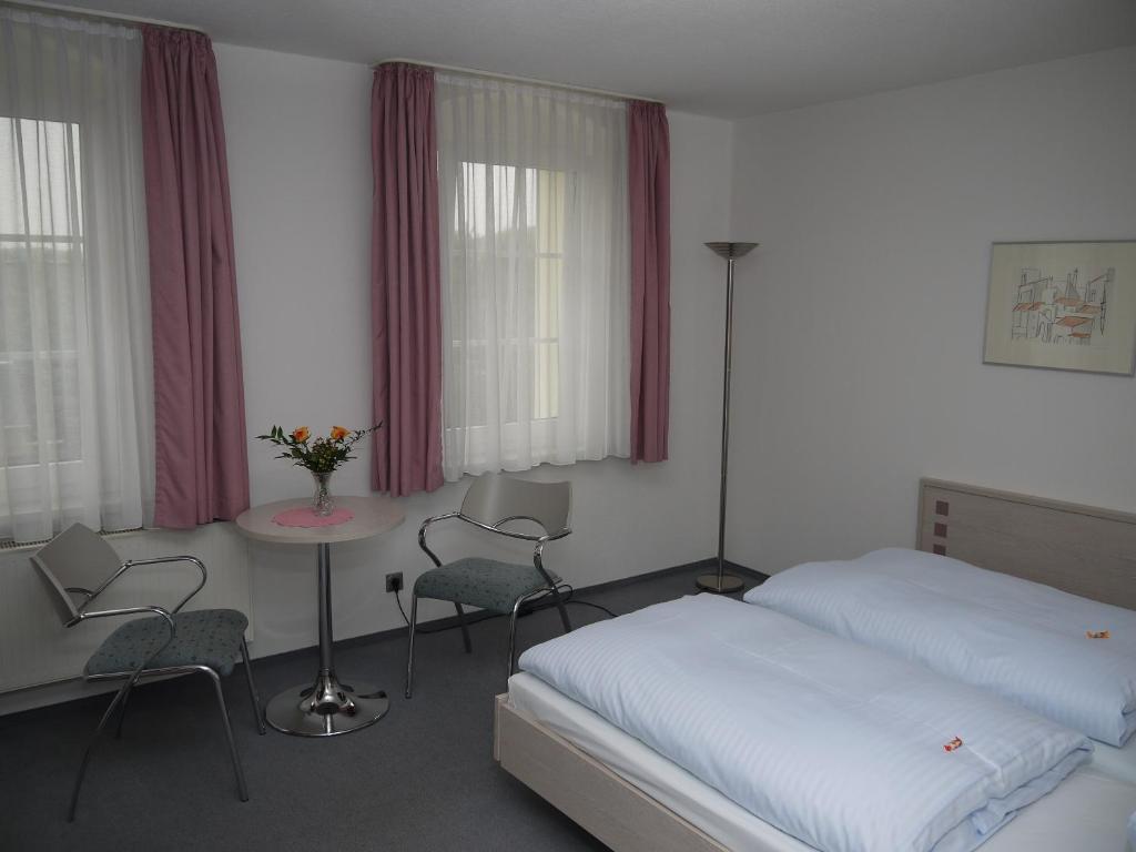 Grunaer Hof Hotel Chemnitz Room photo